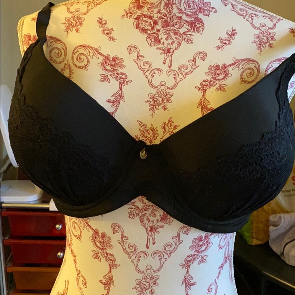Adrienne Vittadini Bra